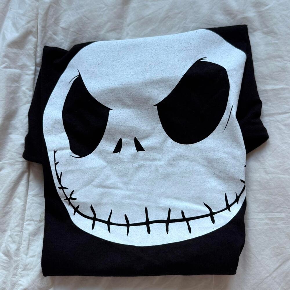 Nightmare before christmas black graphic tee sz s mall goth emo hot topic y2k - Picture 2 of 6